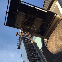 15 euros demi-heure le lift après 5H de location.